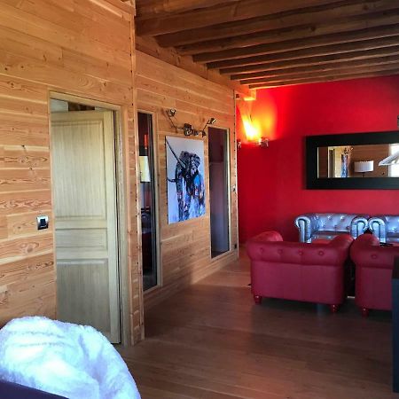 Domaine Du Mont Monnet - Chambre D'Hotes & Gite Longes Kültér fotó