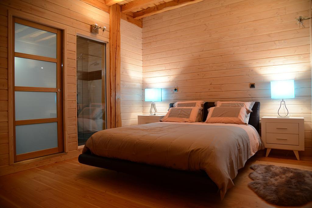 Domaine Du Mont Monnet - Chambre D'Hotes & Gite Longes Kültér fotó