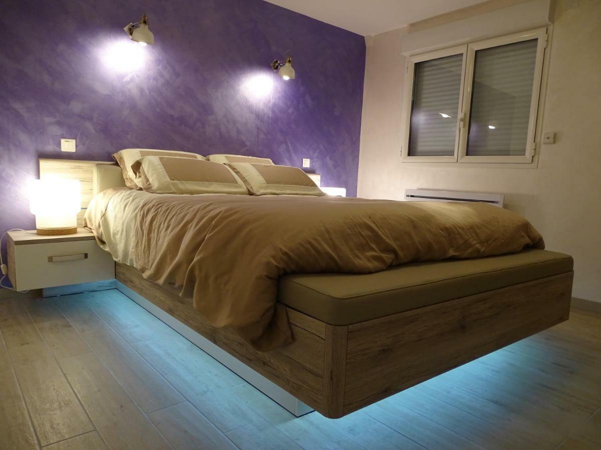 Domaine Du Mont Monnet - Chambre D'Hotes & Gite Longes Kültér fotó